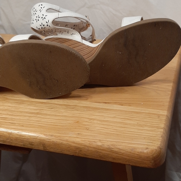 Shoes - Picture 3 of 3